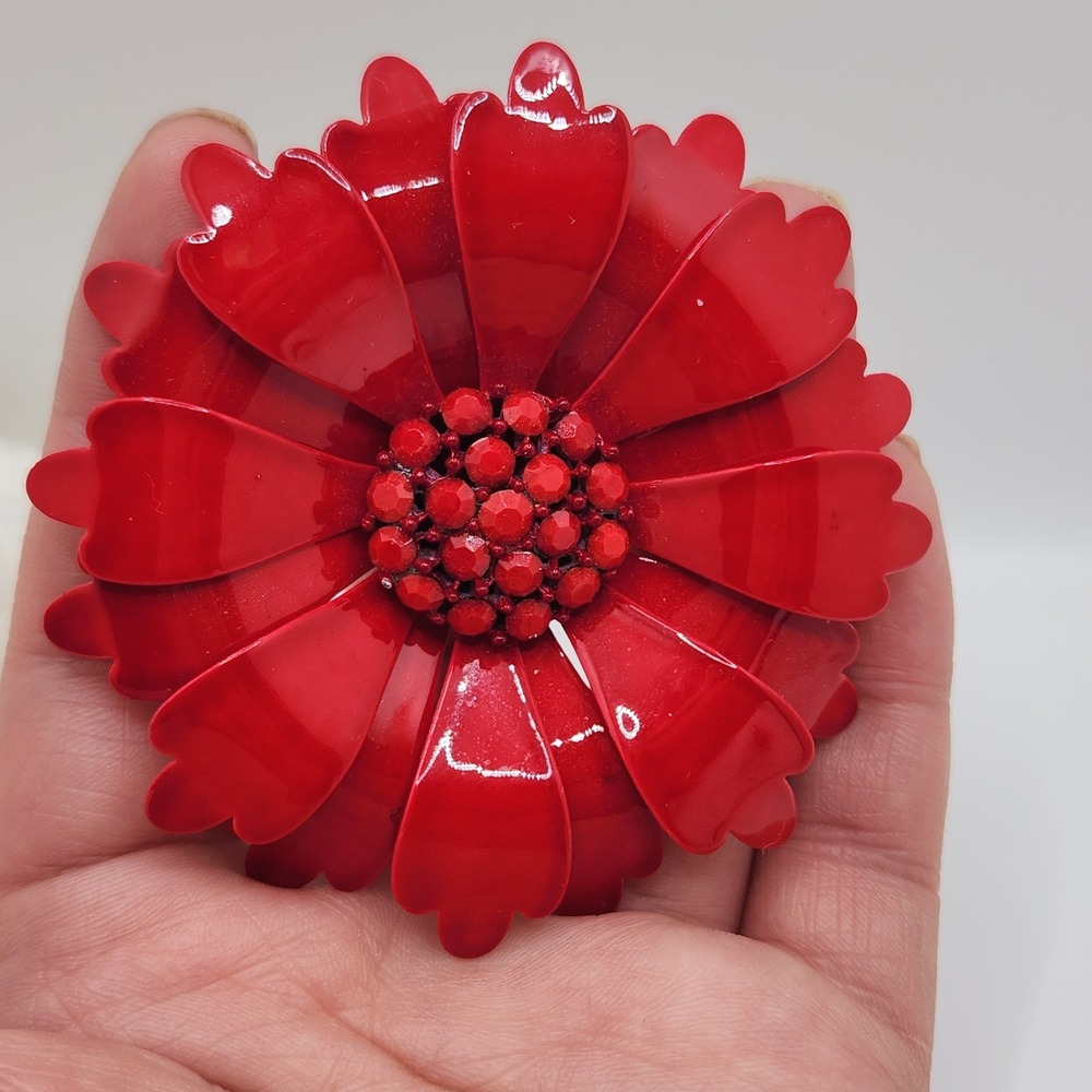 Vintage Red Enamel Flower Brooch Movable Petals Rhinestone 60s Mod Pop Art